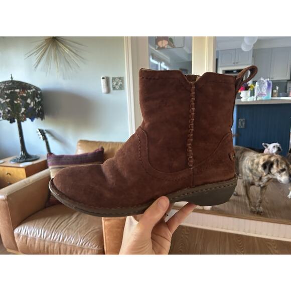 UGG Kesey Brown Suede Ankle Boots Size 7 - Picture 4 of 6